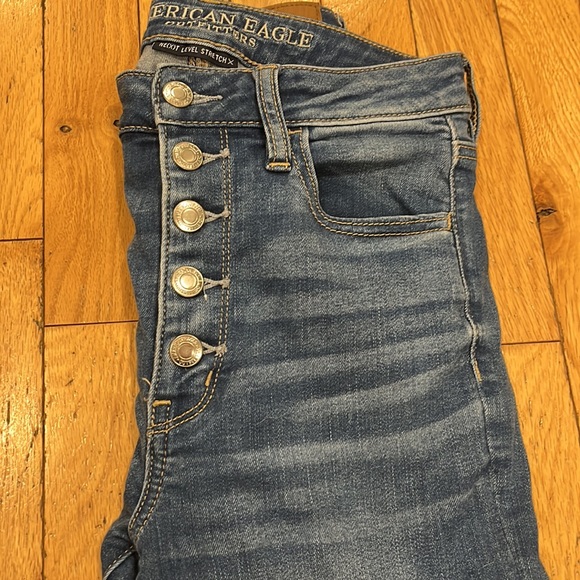 AMERICAN EAGLE || Super Hi-Rise Jegging - Picture 12 of 13